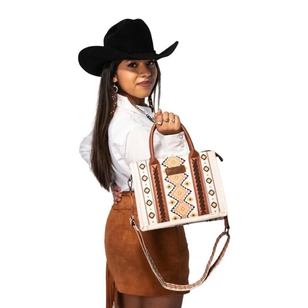 Wrangler Women's Aztec Tote Bag + Crossbody Bag - Picture 2 of 6